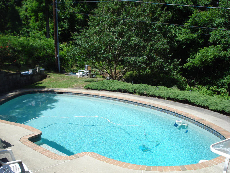 annapolis home with pool